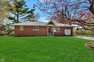 1433 S  Monterey Ave, Schaumburg, IL 60193