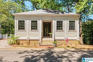 325 Ridge Dr, Hayden, AL 35079