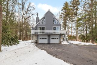 12 Seasons Lane, Londonderry, NH 03053