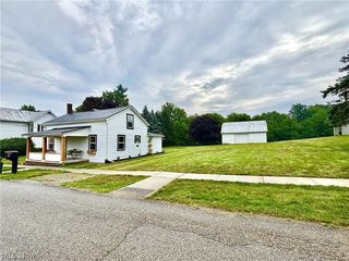 131 Mill St, Burbank, OH 44214