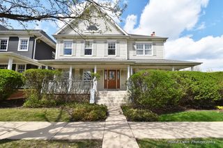 39W202 Armstrong Ln, Geneva, IL 60134
