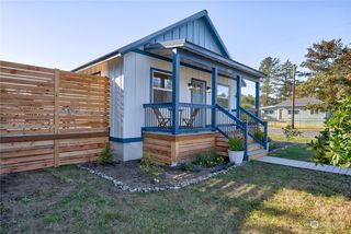 1617 Washington Avenue N, Long Beach, WA 98631