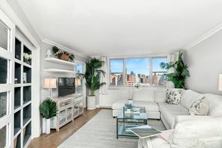 61 Jane St #17E, New York, NY 10014