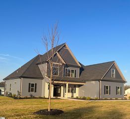 1009 Waterside Dr, Easley, SC 29642