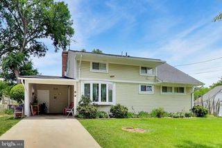 818 E  Jefferson St, Rockville, MD 20852