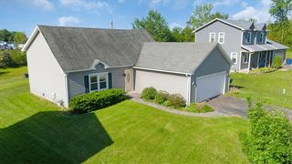 131 Grangerford Hts, West Henrietta, NY 14586