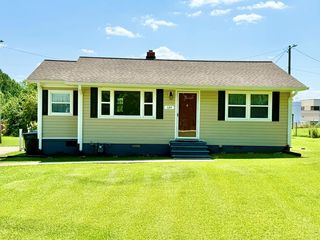 124 W  9th St, Gaffney, SC 29340