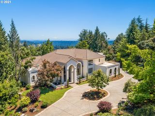 24688 SW Valley View Rd, West Linn, OR 97068