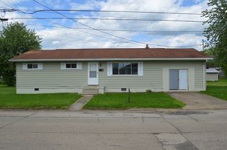 111 Miller St, Paden City, WV 26159