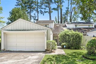 121 Grand Cheniere Dr, Mandeville, LA 70471