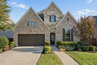 732 Thoroughbred Ave, Frisco, TX 75036