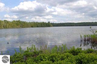79 & 80 Jeri Rd, Interlochen, MI 49643