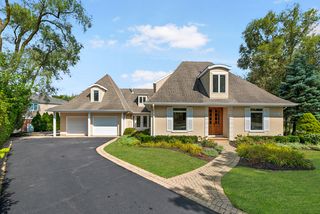 701 Ridge Rd, Highland Park, IL 60035