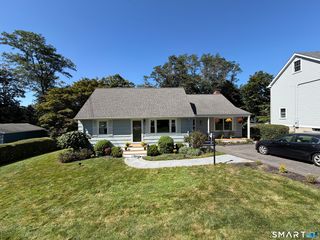 366 Brookside Drive, Fairfield, CT 06824