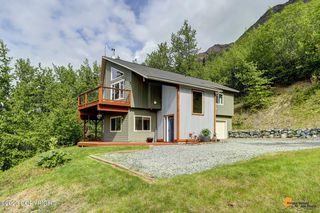 24745 Oriedner Rd, Eagle River, AK 99577