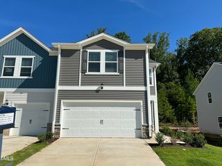 813 Stream View Ct, Mebane, NC 27302