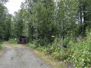 14702 E  Love Lee Ln, Talkeetna, AK 99676