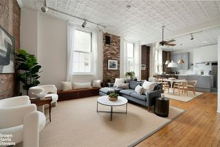 65 Middagh St #3A, Brooklyn, NY 11201