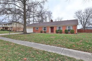 9743 Rose Arbor Dr, Dayton, OH 45458