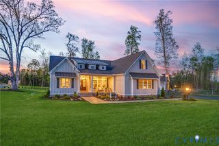 10 Kennington Pkwy N, Aylett, VA 23009