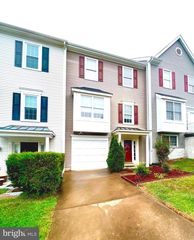 3060 Metheny Pl, Dumfries, VA 22026