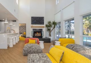 2477 Sycamore Ln #702f204d1, Davis, CA 95616