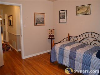 2nd bedroom 2