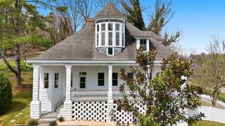 243 Mason Pl, Abingdon, VA 24210