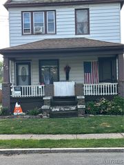 75 Wood Pl, Buffalo, NY 14218