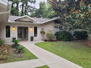 301 Yorkshire Lane, Wilmington, NC 28409