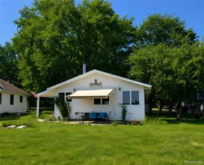 6783 W  Northshore Dr, Lake City, MI 49651