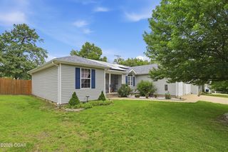 901 E  Yuma St, Joplin, MO 64801