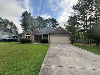 39 Taylor Way, Phenix City, AL 36869