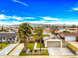 117 Coolwater Dr, San Diego, CA 92114
