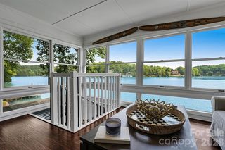 462 Charlotte Dr, Lake Lure, NC 28746