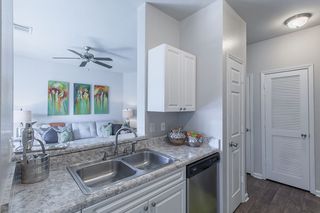 1402 Bridford Pkwy #1464R, Greensboro, NC 27407