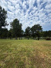 Twin Pines Cir, Tuscumbia, AL 35674