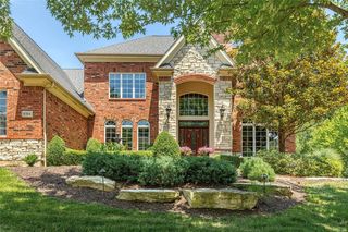 16364 Wynncrest Falls Way, Chesterfield, MO 63005