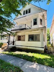 238 Benzinger St, Buffalo, NY 14206