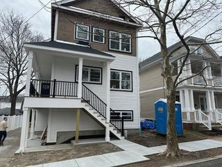 33 Sargent Ave #1, Providence, RI 02906