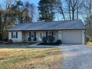 64 Woodson Cove Ct, Bronston, KY 42518