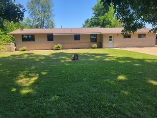 7735 E  D Ave, Richland, MI 49083