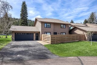 100 Fairway Dr #100, Whitefish, MT 59937