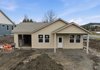 1512 Roxbury, Moscow, ID 83843