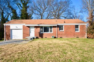 120 Donelsonwood Dr, Nashville, TN 37214