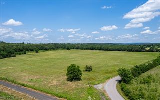 2614 Frazier Rd, Hartford, AR 72938