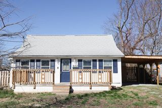 222 Dobson St, Carterville, IL 62918