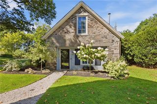 453 Bellevue Ave #CH, Newport, RI 02840