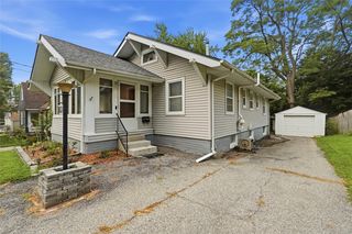 1800 E  32nd Ct, Des Moines, IA 50317
