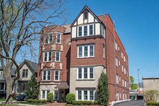 945 8th Ave #4, La Grange, IL 60525 | Trulia